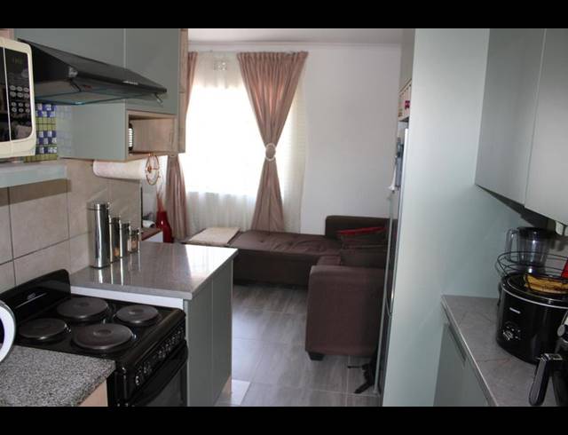 2 BEDROOM APARTMENT FOR SALE IN FLEURHOF